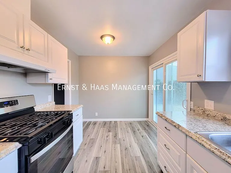 13414 Lynne Dr — Photo 5