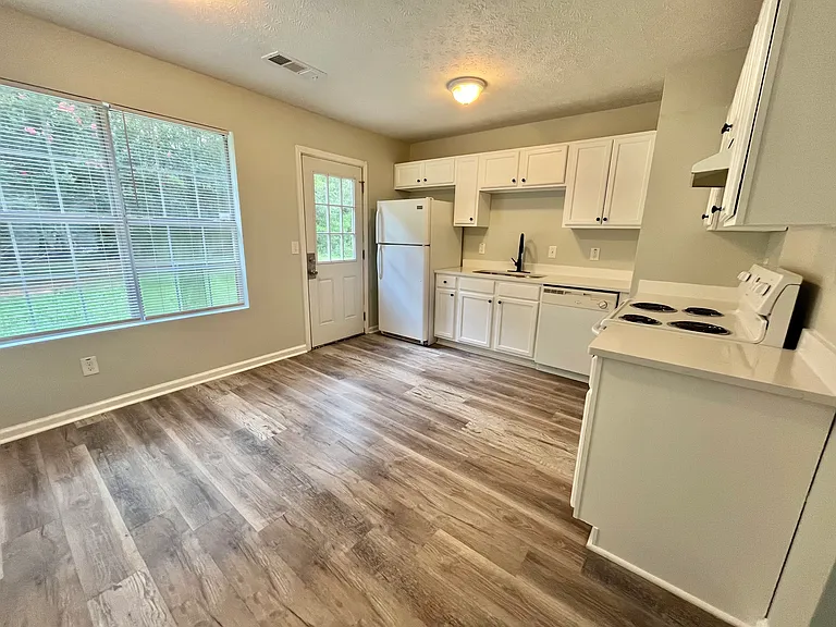 4244 Viewpoint Ln — Photo 15