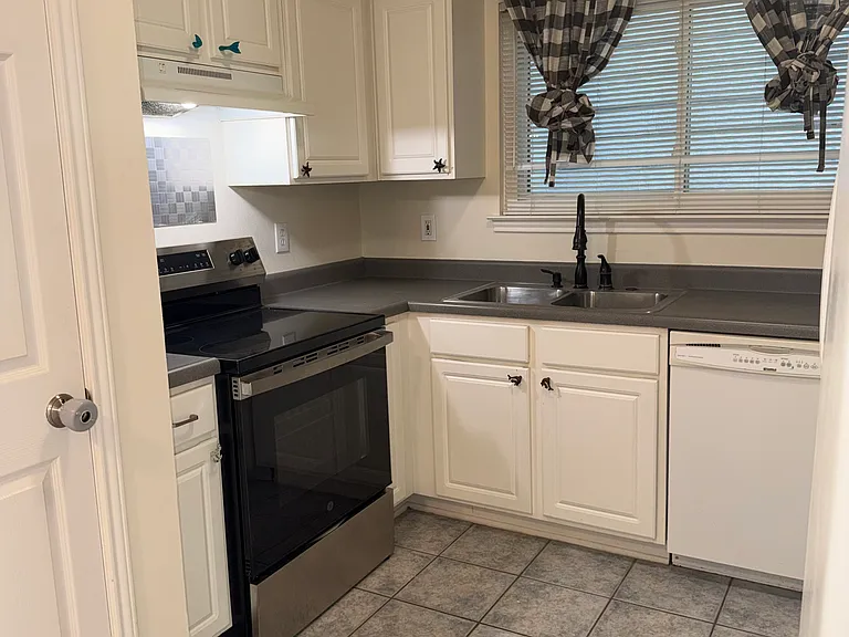 2623 Crown Holw — Photo 5