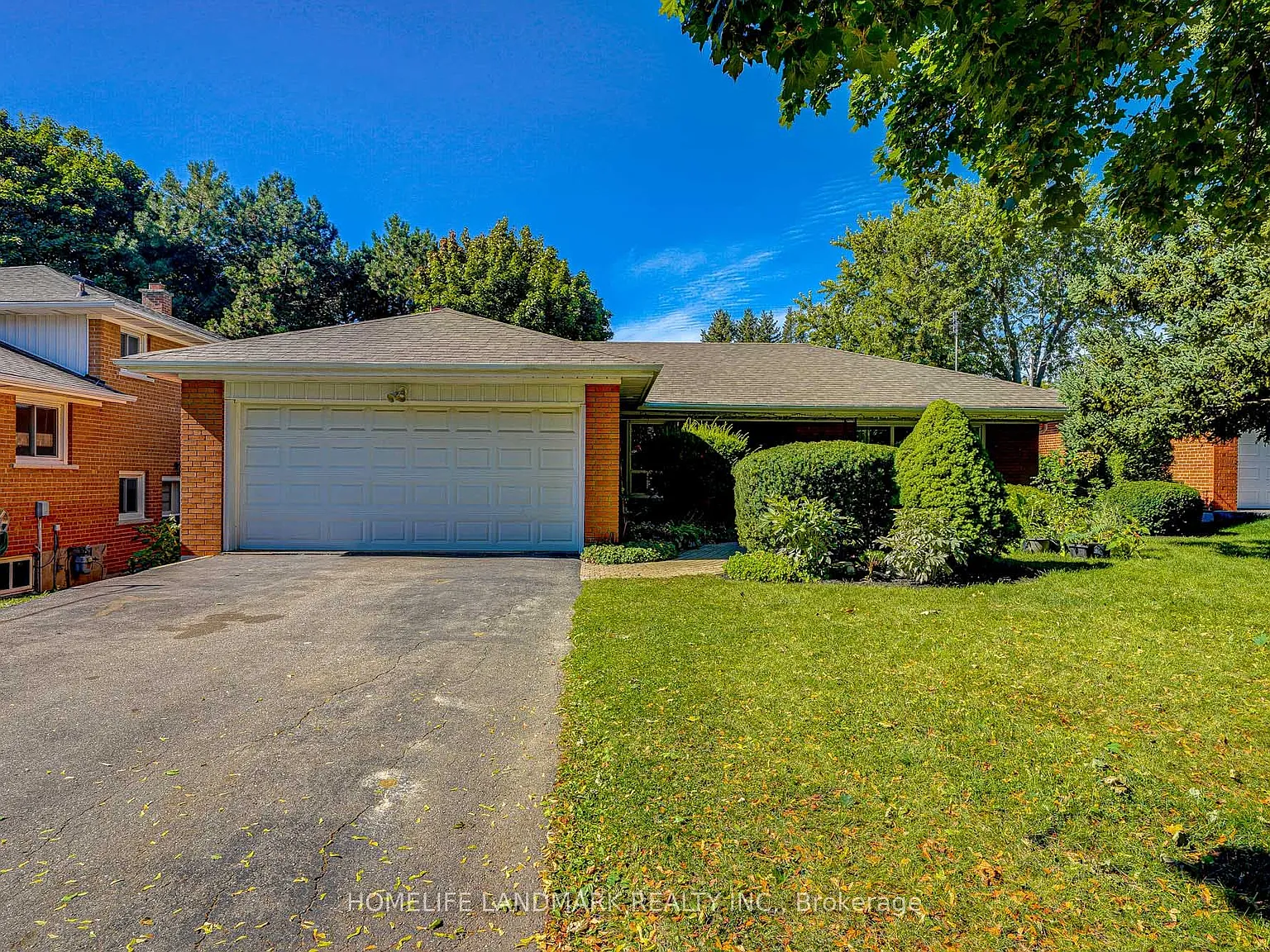 4 bed, $4,300 — Photo 1