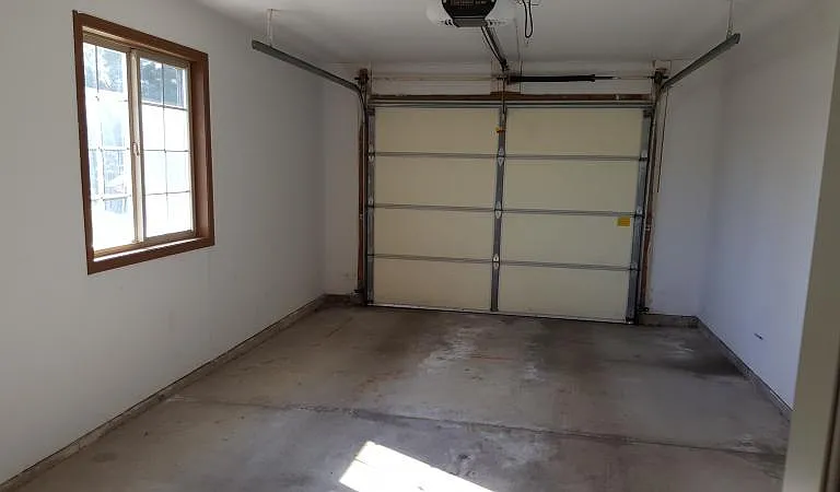 300 Humar St #4 — Photo 7