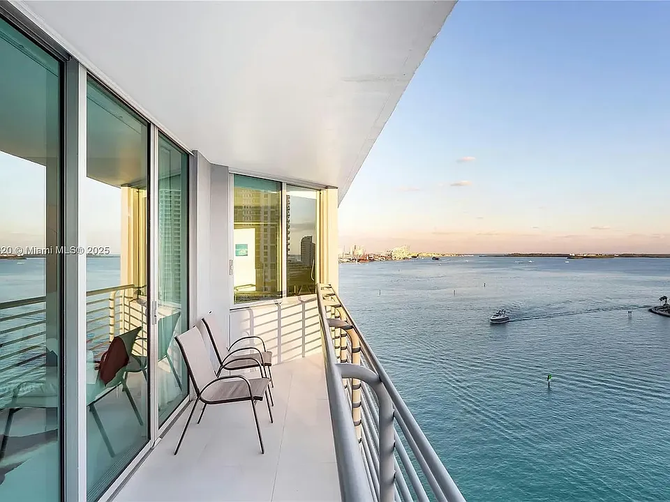 335 Biscayne Blvd #1505