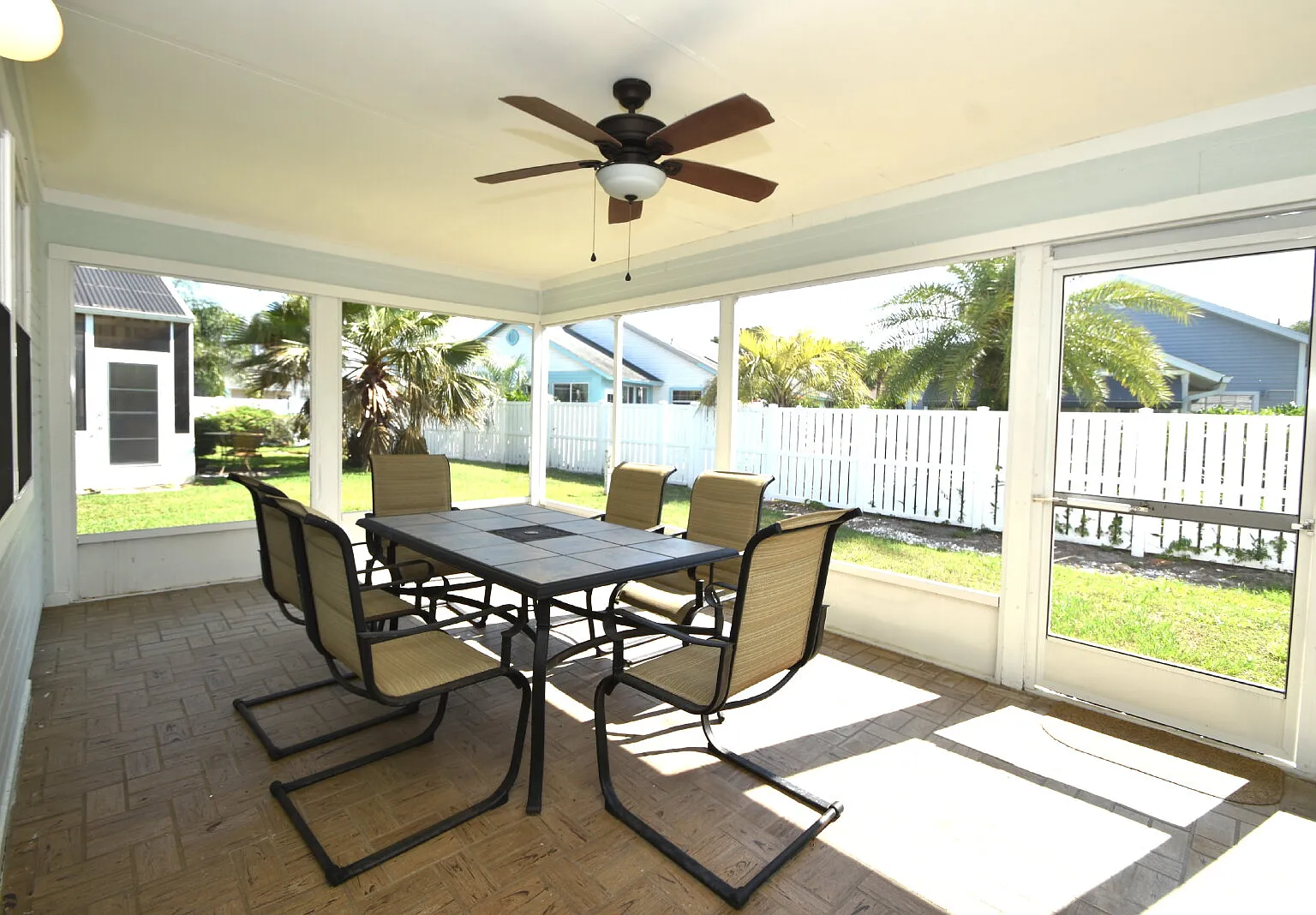 3 bed, 2.0 bath, 1553 sqft, $2,700 — Photo 3