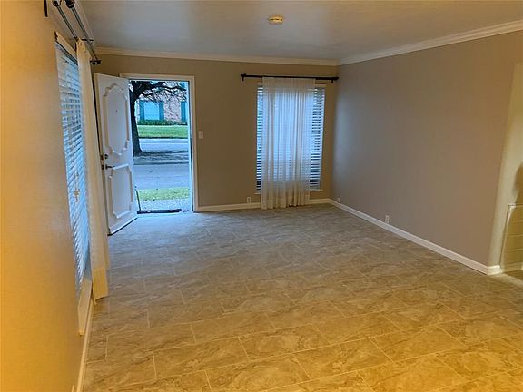 3rd image of 2101 Fountain View Dr APT 5G
