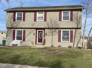 1706 Bataan St, Joliet, IL 60435