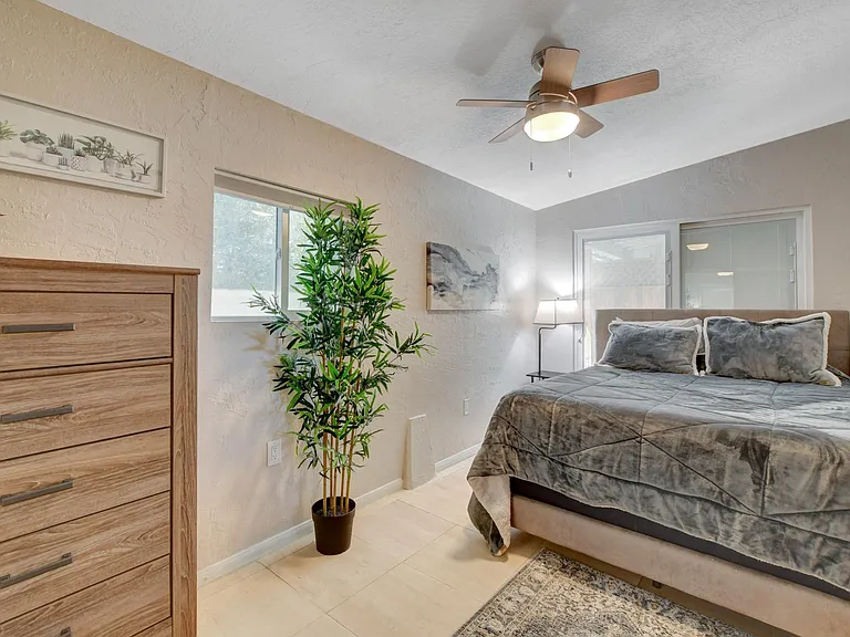 3916 Vegas Dr #3-A — Photo 22