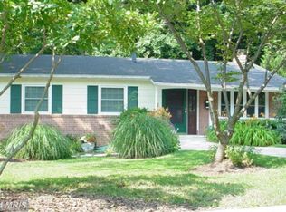 4718 Iris St, Rockville, MD 20853
