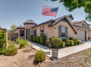 9909 Riata Ln, Bakersfield, CA 93306