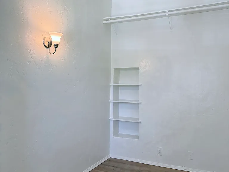 1025 S Orange Dr #201 — Photo 9