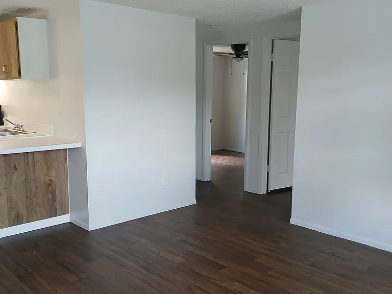 916 E Eskimo Ave #A — Photo 1