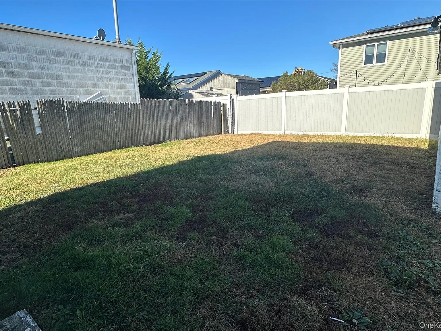 3 bed, 1.5 bath, 975 sqft, $3,200 — Photo 4