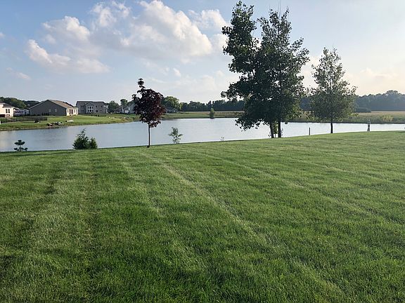 4th image of Land
