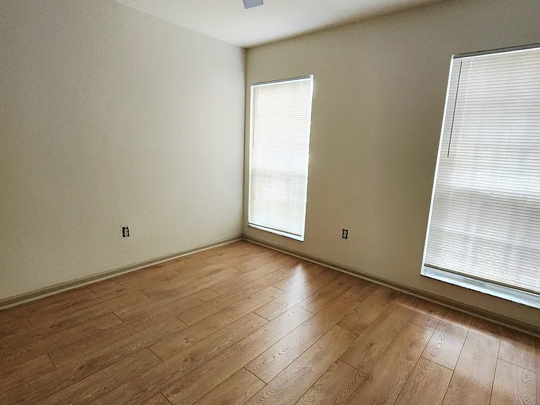 3333 Keswick Ct — Photo 12