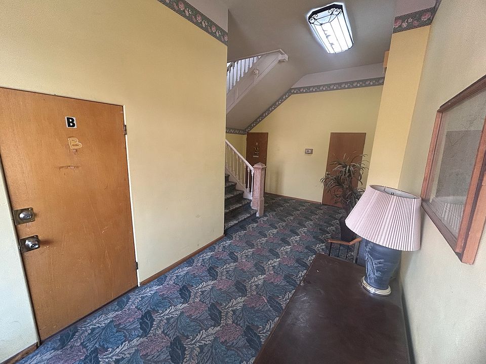 2nd image of 10 S Woodard Ave #B