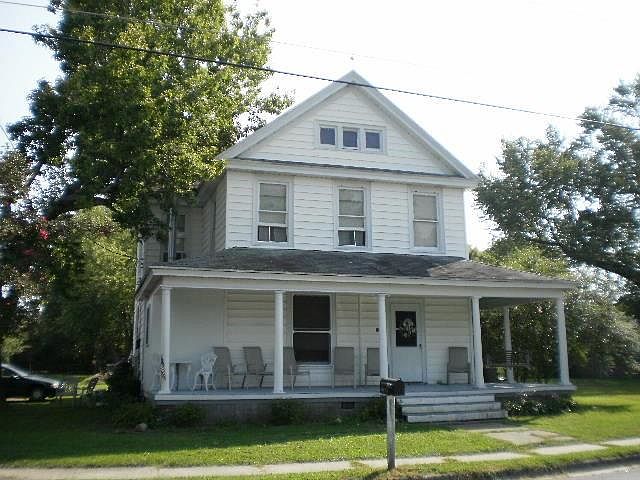 1st image of 30590 Depot St