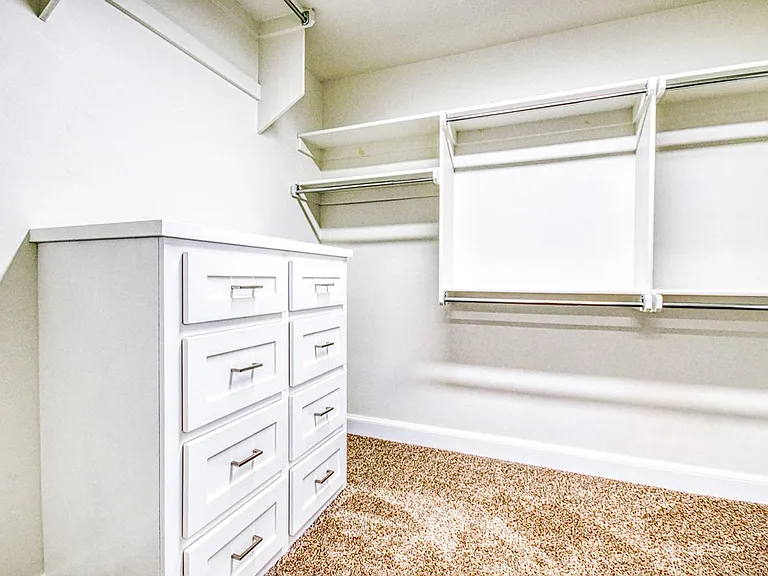 3100 Pebble Pond Dr — Photo 26