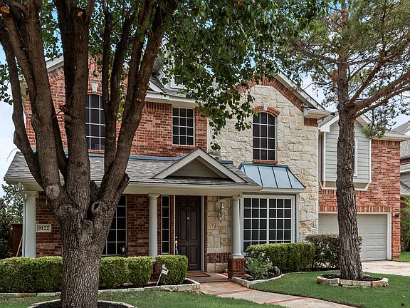 3rd image of 9122 Bottlebrush Ln