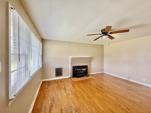 4th image of 75 Shoals Ave