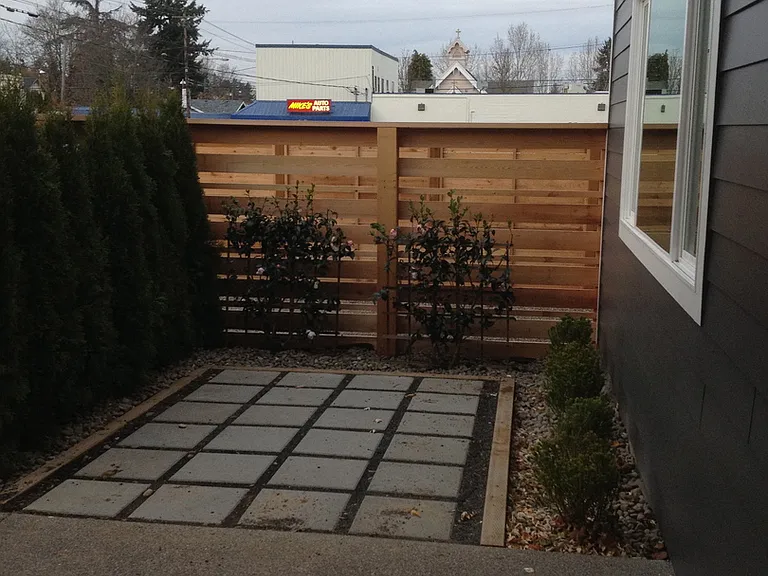 6110 SE 52nd Ave — Photo 7