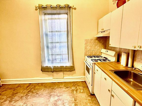 3rd image of 2234 Ocean Ave #8