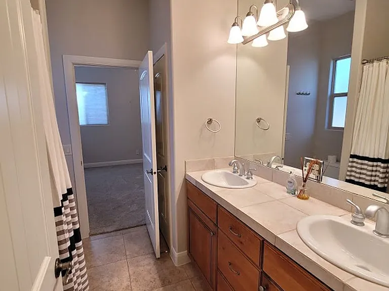 2078 N Gunsight Dr — Photo 46