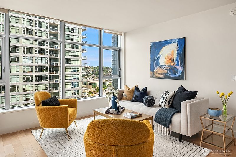 4th image of 588 Bell Street #2408s