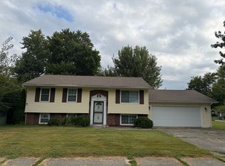 5603 Robinwood Rd, Louisville, KY 40218