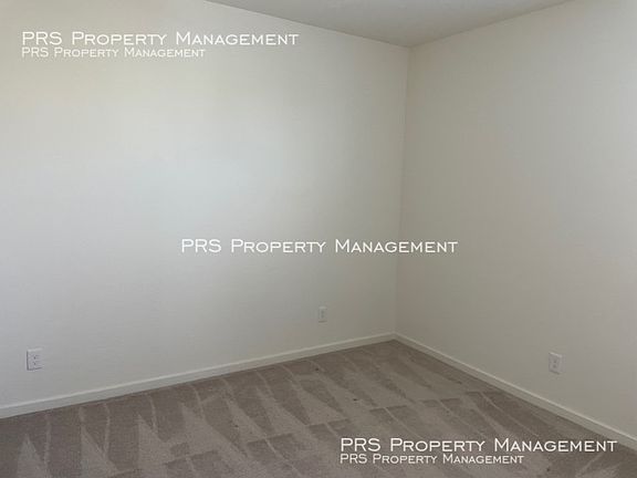 5th image of 626 W Carlsbad Dr