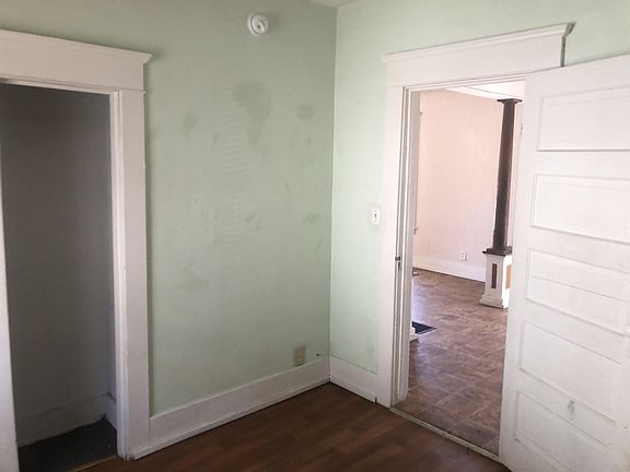 5th image of 307 N Francis Ave