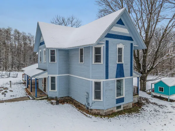 2966 56th St, Fennville, MI 49408