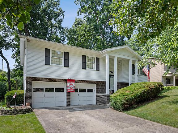 2nd image of 217 Cottswold Dr