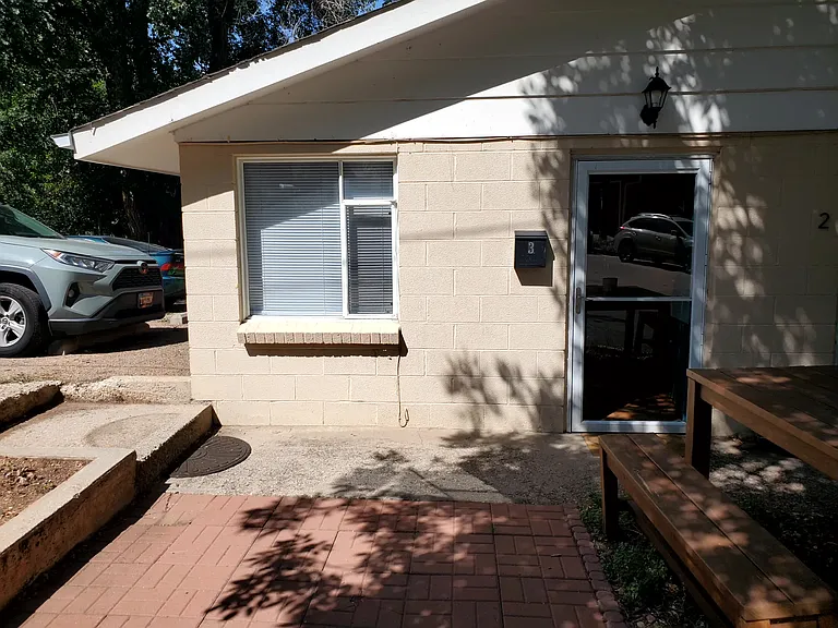 10 Deer Path Ave #3 — Photo 11