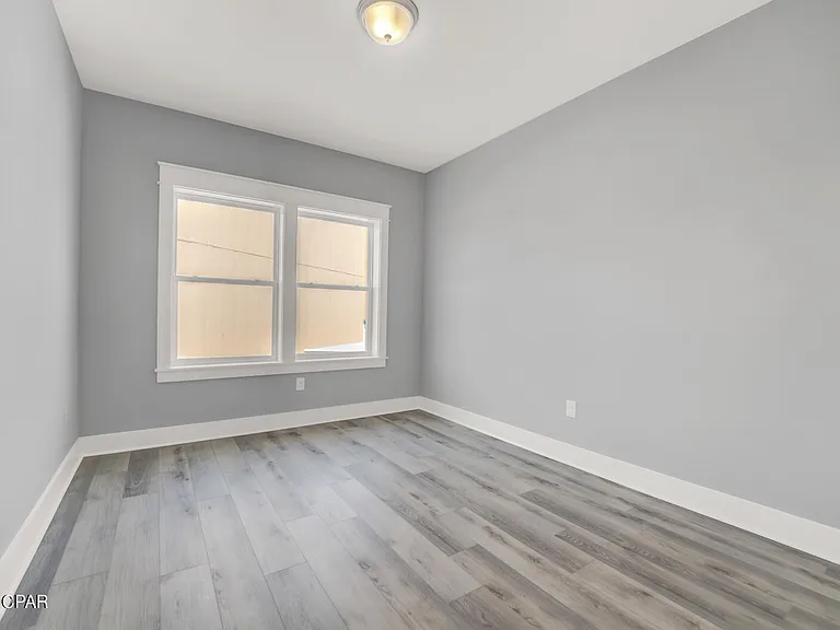 2703 Lagoon Manor Dr — Photo 12