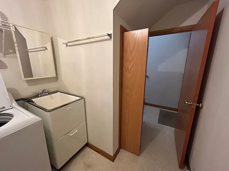 651 Sturbridge Dr #1 — Photo 50