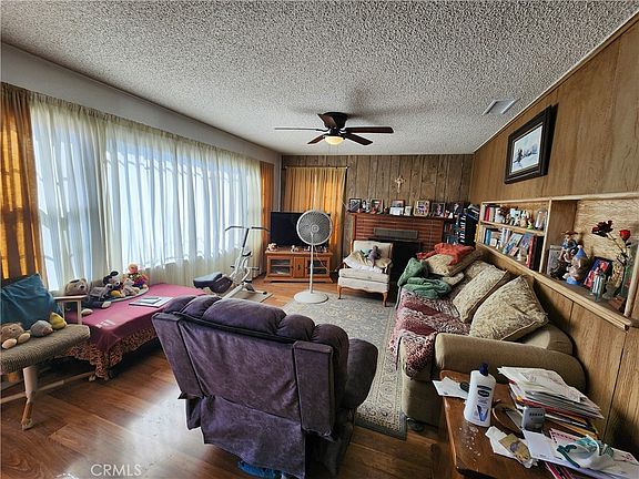 2nd image of 11922 Olive St