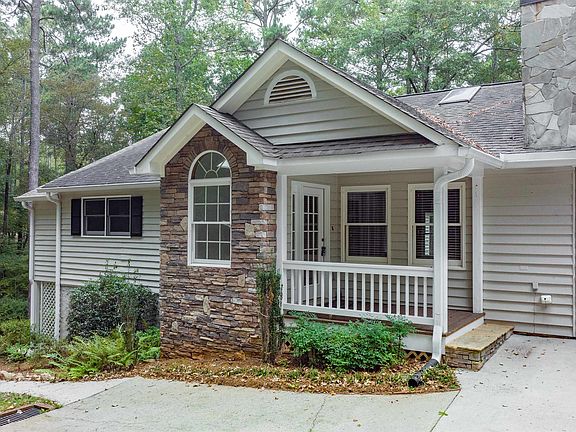 4th image of 129 Lake Forest Dr