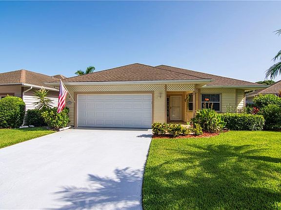 3rd image of 1945 S Garden Grove Cir