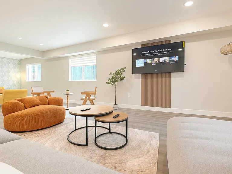 1312 1/2 N Mariposa Ave #16 — Photo 16