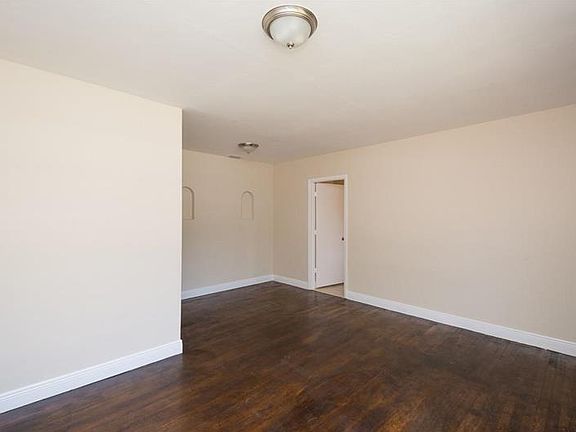 5th image of 1188 NW 51st St