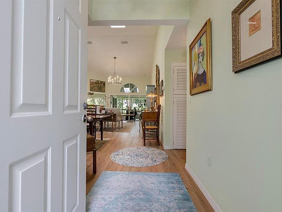 3rd image of 3109 Lake Park Ln #17