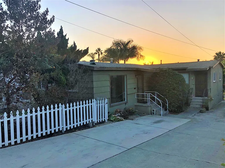 267 Barbara Ave — Photo 9