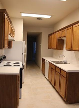 5th image of 3120 Cohoba Dr