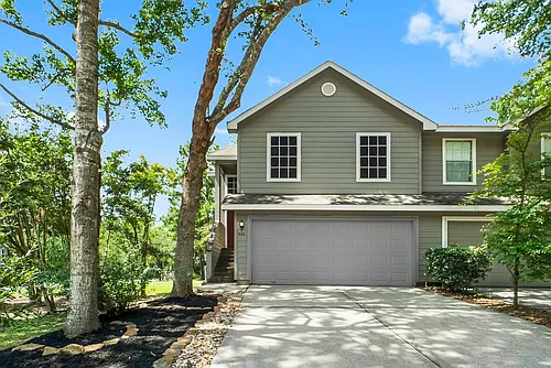 302 Sentry Maple Pl Photo 1