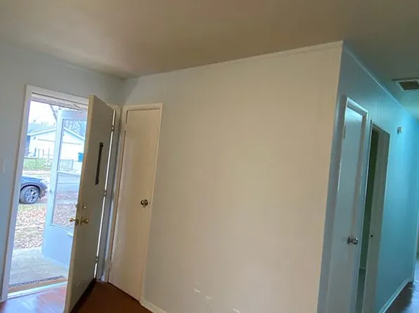 5885 Price Ln, Indianapolis, IN 46254