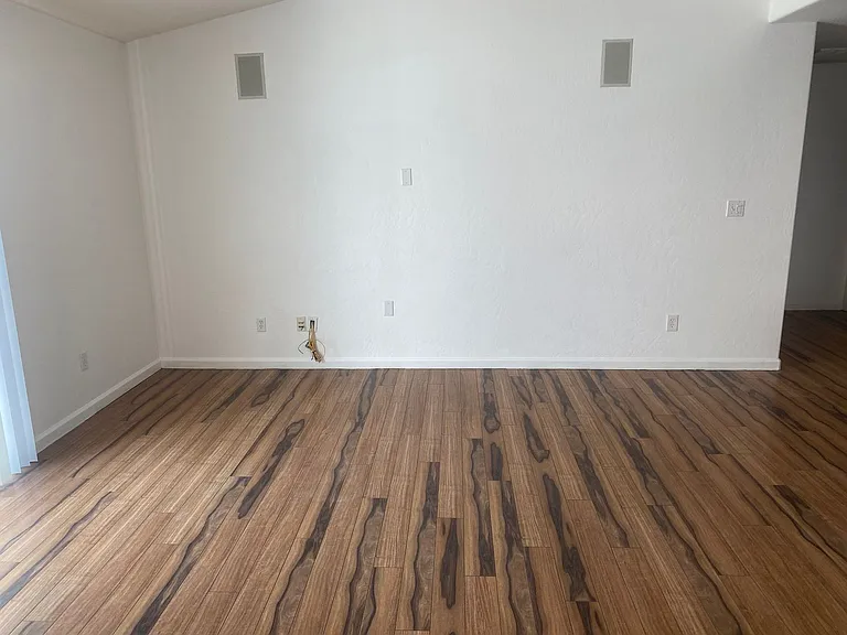 4335 E Murray Ave — Photo 8