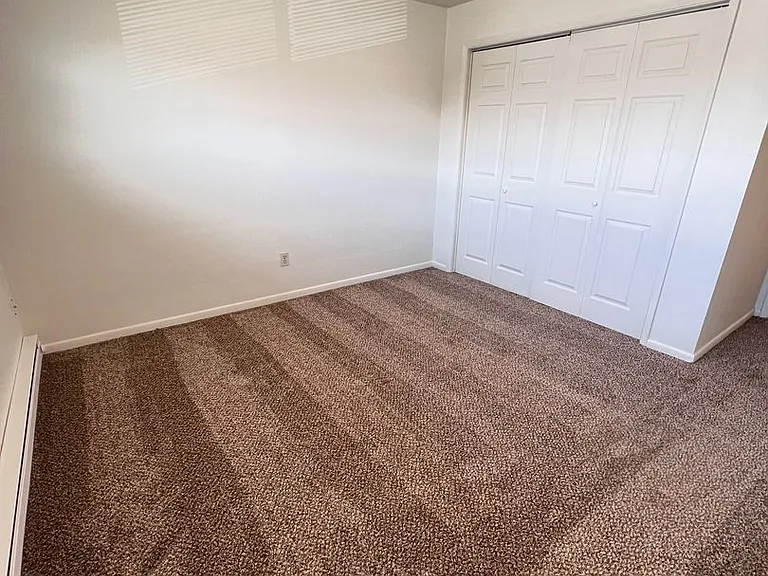 624 E Nelson Rd — Photo 6