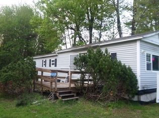 51 River Rd, Detroit, ME 04929