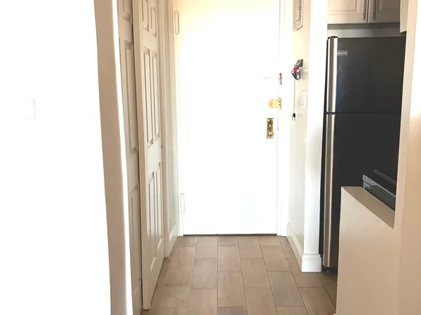 123-10 Ocean Pm image 3 of 10