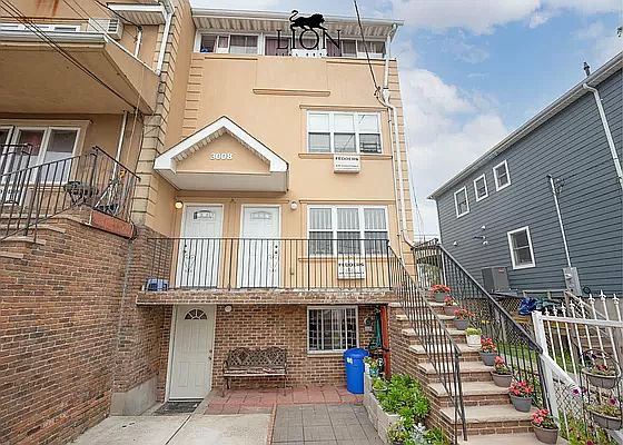 1st image of 3008 Brookhaven Ave