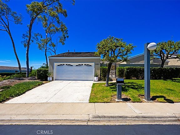 3rd image of 22821 Mariano Dr